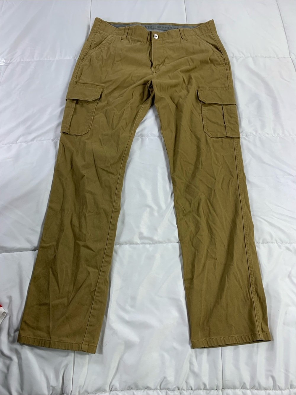 Pre loved DENVER HAYES pants mens size 34x32